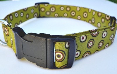 Olive Green Dog Collar With Circles Size Xs 7-11"