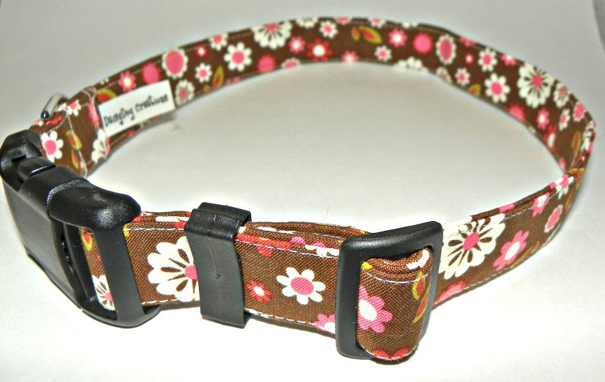 Adjustable Dog Collar - Brown With White & Pink Flowers (xs 7-11")